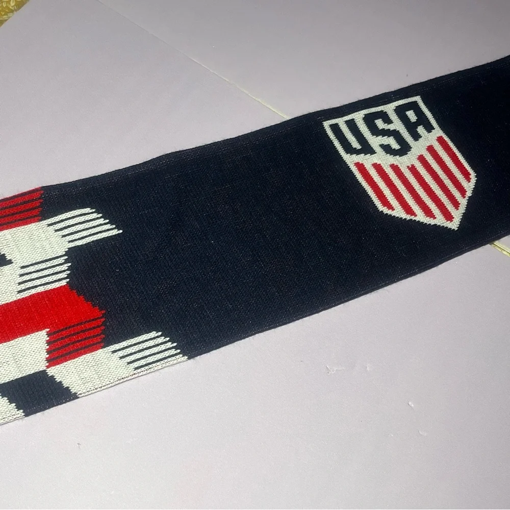 Ruffneck US Soccer Scarf Team USA Insider 2019 FIFA World Cup Red White Blue